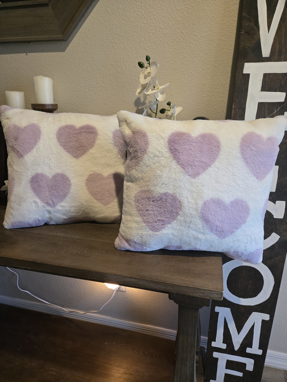 Plush Heart Pattern Throw Pillow Pair - Lavender Hearts on Cream